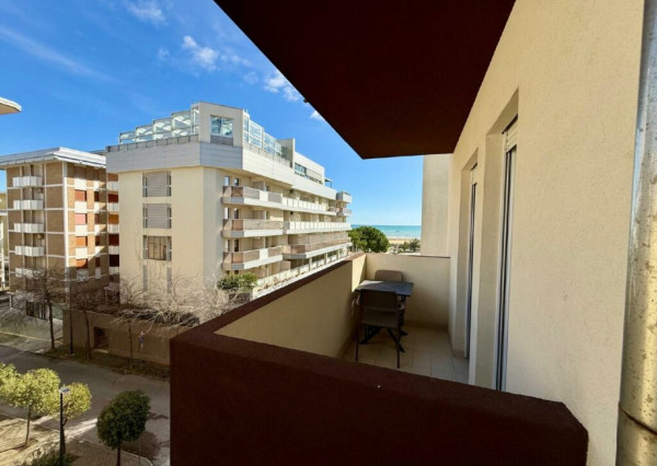 BYTOČ RK - pekný 3-izb. apartmán s 2x terasou a parkovaním iba 100m od pláže v Taliansku - Bibione