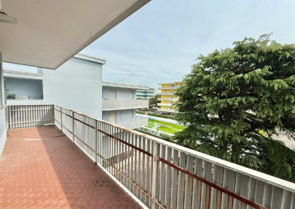 BYTOČ RK - pekný 1-izb. apartmán s veľkou terasou v Taliansku Bibione