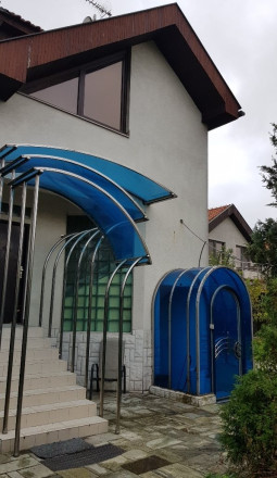 BYTOČ RK - Predaj priestranného RD s garážou na Mostnej ul. - BA-Vrakuňa - fotografia 3