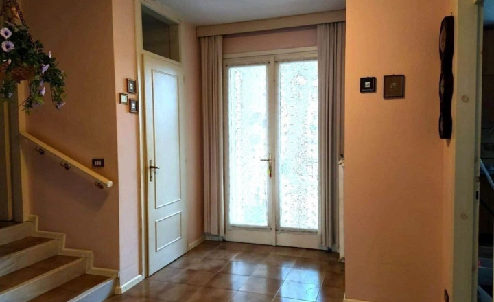 BYTOČ RK - samostatná 6,5-izb. vila s garážou a záhradou v Taliansku pri ostrove Grado - Aquileia! - fotografia 8