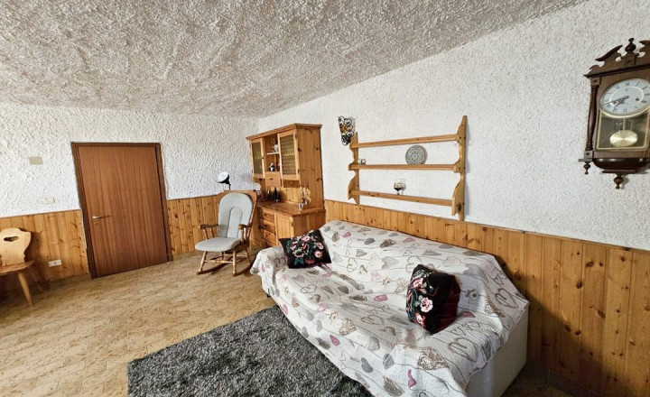 BYTOČ RK - samostatný RD v Taliansku neďaleko mora Belvedere (pri ostrove Grado) - fotografia 11
