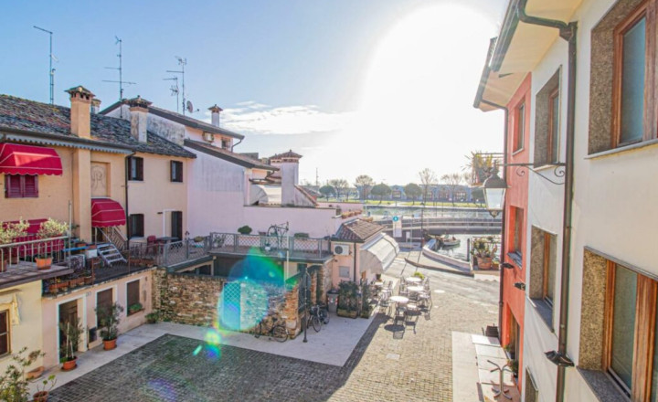BYTOČ RK - 4-izb. mestský dom v Taliansku pri lagúne neďaleko letoviska Lignano - Marano Lagunare - fotografia 13