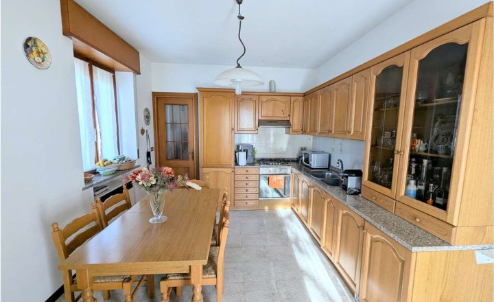 BYTOČ RK - Pekný 3-izb byt 122m2 s terasou, záhradou a parkovaním v Taliansku pri ostrove Grado - Fiumicello! - fotografia 4