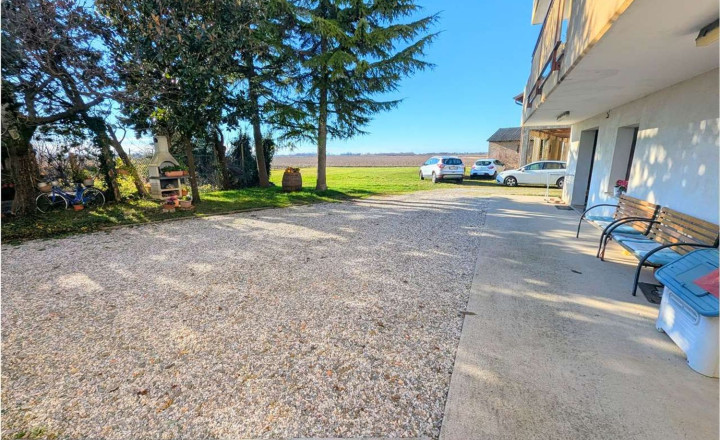 BYTOČ RK - Pekný 3-izb byt 122m2 s terasou, záhradou a parkovaním v Taliansku pri ostrove Grado - Fiumicello! - fotografia 14