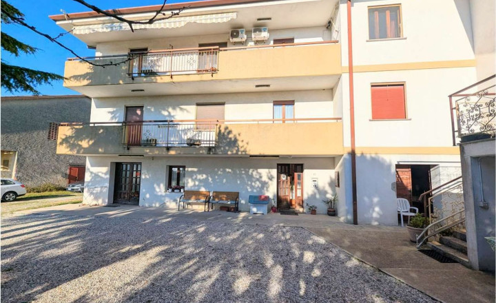 BYTOČ RK - Pekný 3-izb byt 122m2 s terasou, záhradou a parkovaním v Taliansku pri ostrove Grado - Fiumicello! - fotografia 18