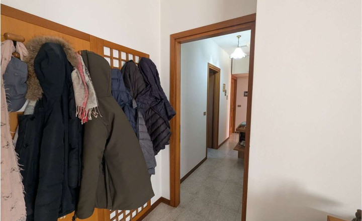 BYTOČ RK - Pekný 3-izb byt 122m2 s terasou, záhradou a parkovaním v Taliansku pri ostrove Grado - Fiumicello! - fotografia 8