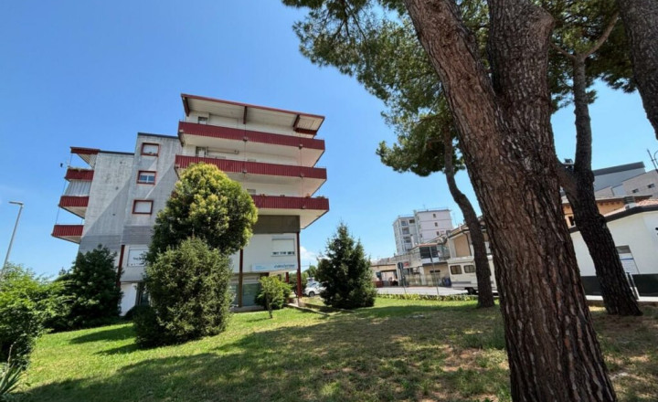 BYTOČ RK - veľký 3-izb byt 105m2 s terasou a parkovaním v Taliansku neďaleko pobrežia - San Giorgio di Nogaro - fotografia 1