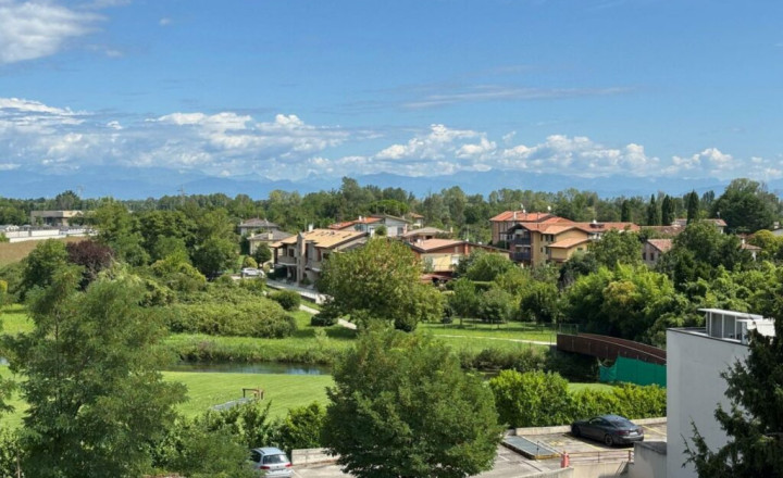 BYTOČ RK - veľký 3-izb byt 105m2 s terasou a parkovaním v Taliansku neďaleko pobrežia - San Giorgio di Nogaro - fotografia 9