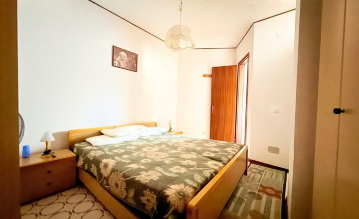 BYTOČ RK -  svetlý apartmán s veľkou terasou a parkovaním v Taliansku - Bibione - fotografia 4