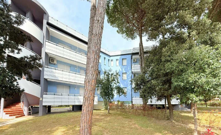 BYTOČ RK - Zrekonštruovaný 3-izb. apartmán s terasou a parkovaním v Taliansku - Bibione