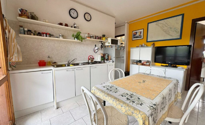 PREDANÉ! 3-izb. apartmán pri mori s veľkými terasami v Taliansku neďaleko Lignano - Aprilia Marittima - fotografia 5