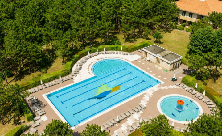 BYTOČ RK - Pekný 2-izb. apartmán s terasou a parkovaním 500m od pláže v Taliansku - Bibione - fotografia 11