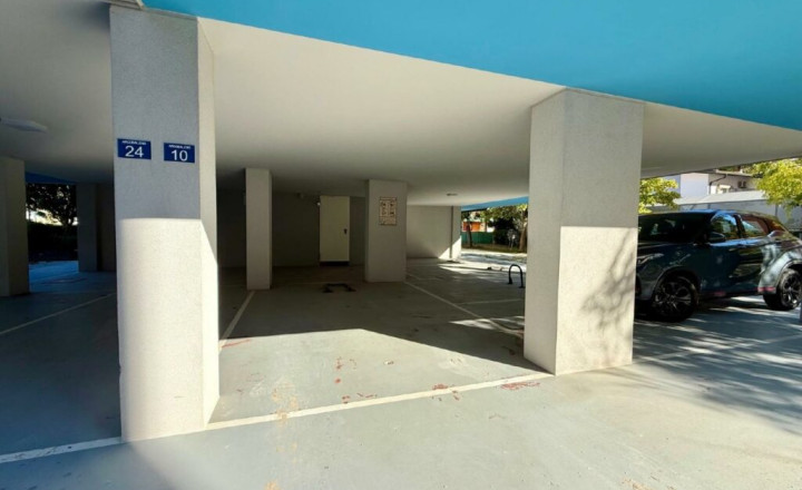 BYTOČ RK - Pekný 2-izb. apartmán s terasou a parkovaním 300m od pláže v Taliansku - Bibione - fotografia 6
