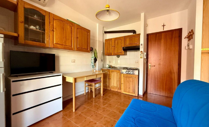 BYTOČ RK - Pekný 2-izb. apartmán s terasou a parkovaním 300m od pláže v Taliansku - Bibione - fotografia 1