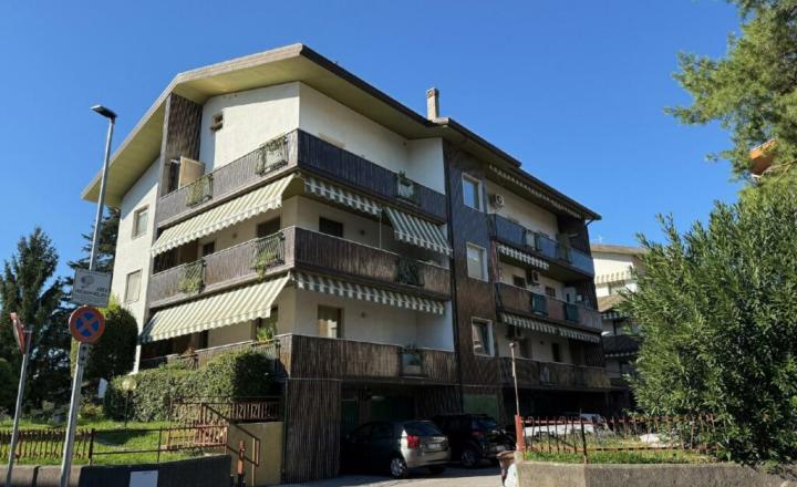 BYTOČ RK - Veľký 3-izb byt 105m2 s terasou a garážou v Taliansku neďaleko pláže - Monfalcone - fotografia 13