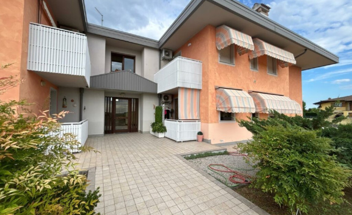 BYTOČ RK -  veľký 3-izb byt 91m2 s terasou, garážou v Taliansku neďaleko pobrežia - Torviscosa