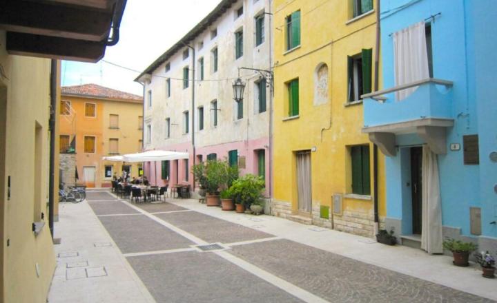 BYTOČ RK  - mestský dom v Taliansku pri lagúne neďaleko letoviska Lignano - Marano Lagunare - fotografia 23