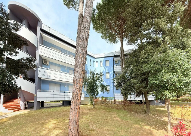 BYTOČ RK - Zrekonštruovaný 3-izb. apartmán s terasou a parkovaním v Taliansku - Bibione